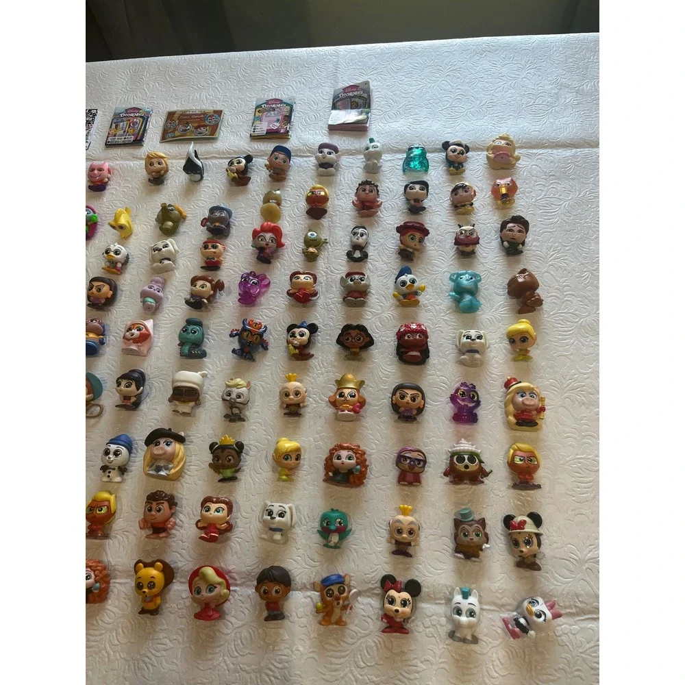 131 Disney Doorables Lot Rare Ultra Rare Flocked Glow Scented Special + Cards